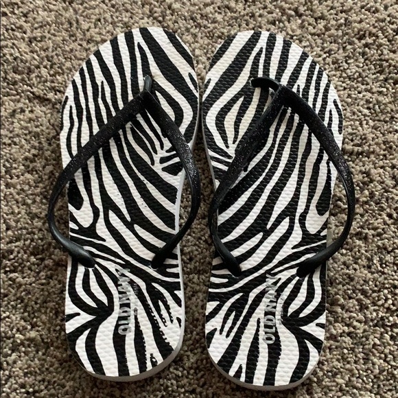 zebra print flip flops
